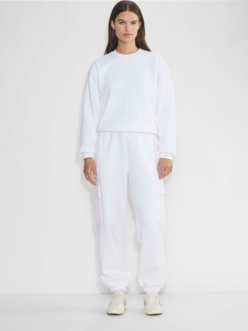 Aritzia Cozy Fleece Mega Cargo Jogger size S white sweat fleece oversized